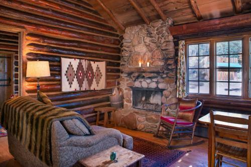 Corkins Lodge