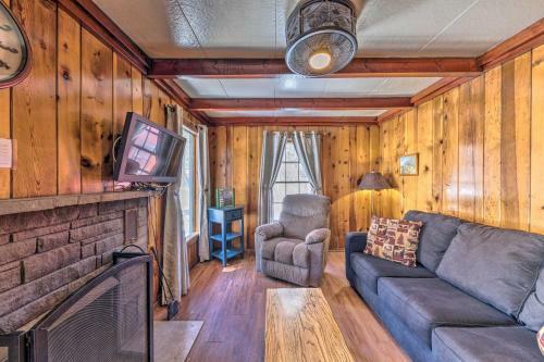 Cozy Cabin Less Than 9 Mi To Lincoln National Forest