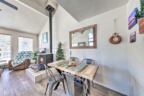 Apartamento Bright Cloudcroft Condo With Game Room And Deck!