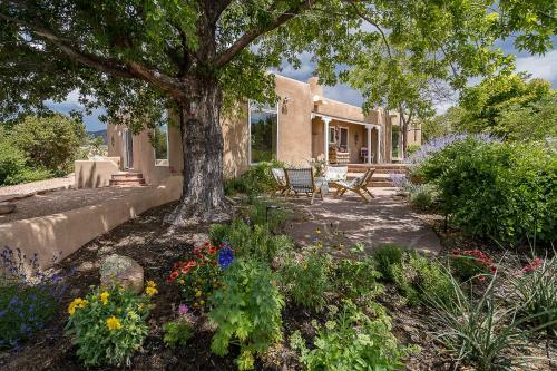 Luxury Private Villa In Santa Fe
