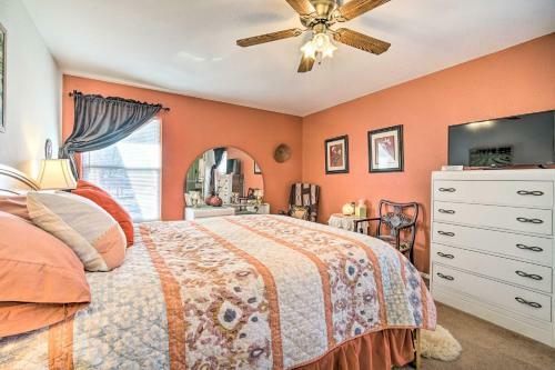 Cozy, Bright Las Cruces Purple Sage Ranch!