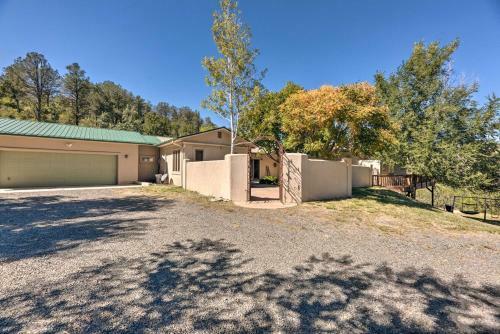 Docs Retreat In Ruidoso Downs With Mtn Views