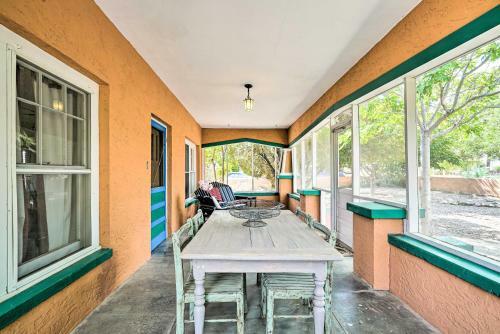 Eclectic Home Walk To Town And Bath District!