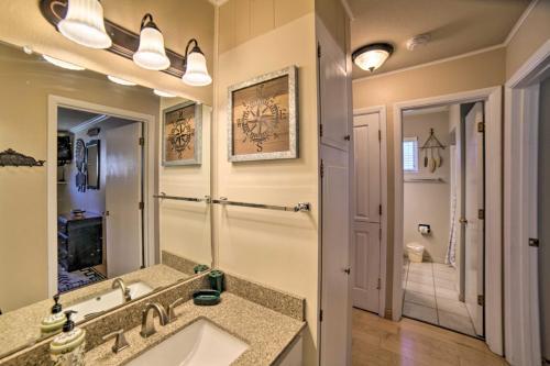 Apartamento Red River Condo Fire Pit, Half-mi To Slopes!