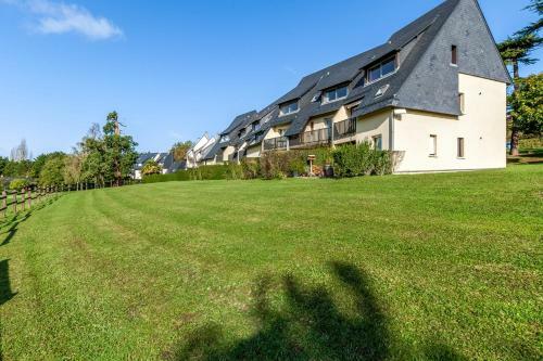 Apartamento Charming 2br In A Nice Residence W View On Houlgate Golf Course - Welkeys