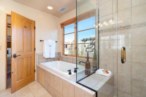 Apartamento El Corazon 12, Luxury 2 Brs, Sleeps 5