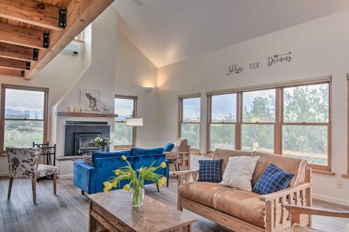 Dreamy Santa Fe Hideaway With Mountain Views!