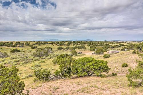 Dreamy Santa Fe Hideaway With Mountain Views!