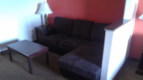 Motel Robinson Inn And Suites