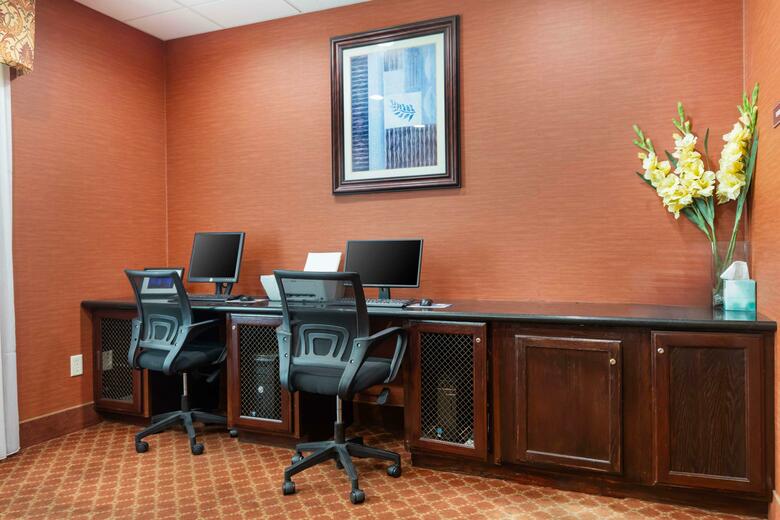 Hotel Best Western Plus Piedmont Inn And Suites