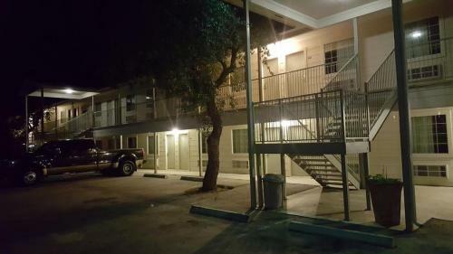 Motel Cedar Creek Inn