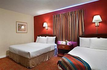 Motel Luxbury Inn & Suites