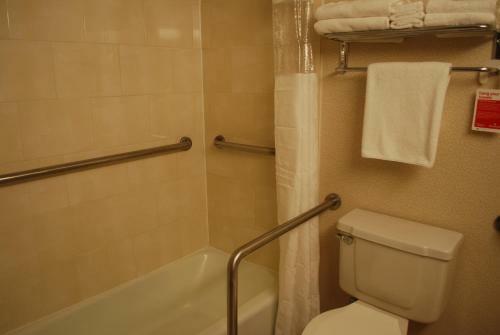 Hotel Ramada Triangle / Quantico