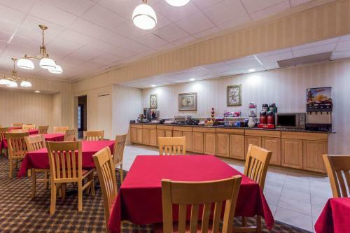 Hotel Ramada Triangle / Quantico