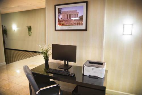 Hotel Ramada Triangle / Quantico