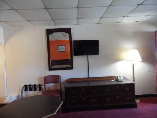 Tazewell Motel