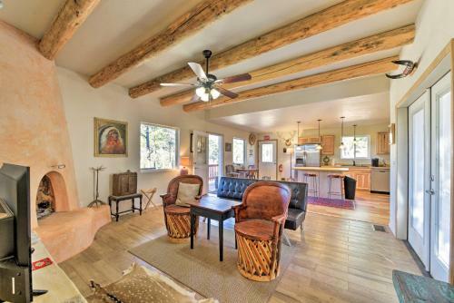 Lavish Ruidoso Downs Home With Deck And Mtn Views