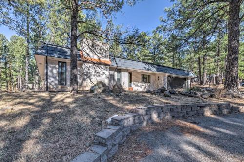 Ruidoso Getaway With Deck - 16 Mi To Ski Apache