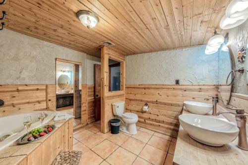 Whispering Pines Lodge