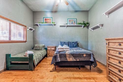 Whispering Pines Lodge