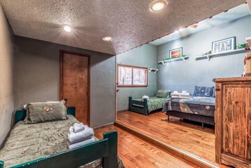 Whispering Pines Lodge