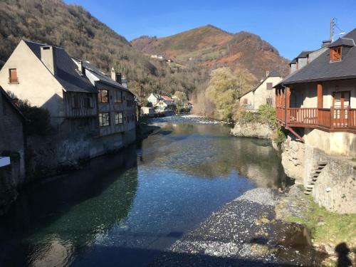 Belle Maison Avec Bain Norvegien