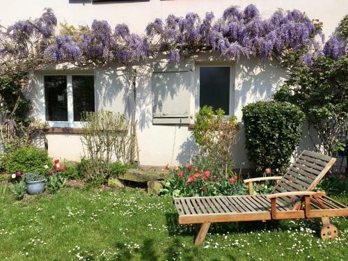 Hostal Le Rez De Jardin