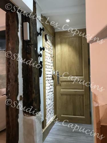 Apartamento Les Capucins - Studio Cosy - Cour Privative - Wifi