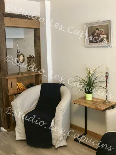 Apartamento Les Capucins - Studio Cosy - Cour Privative - Wifi