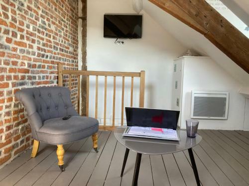Hostal Chambres Chez L'habitant Capucine