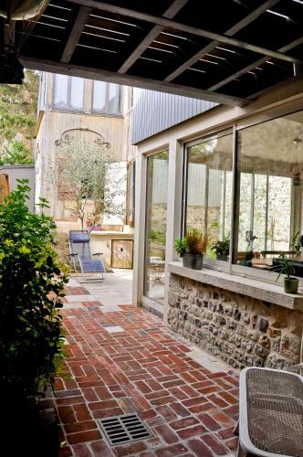 Hostal Chambres Chez L'habitant Capucine