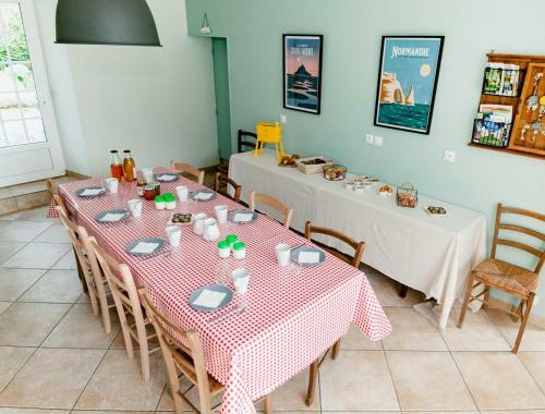 Hostal La Ferme D'ervee De Saint-roch