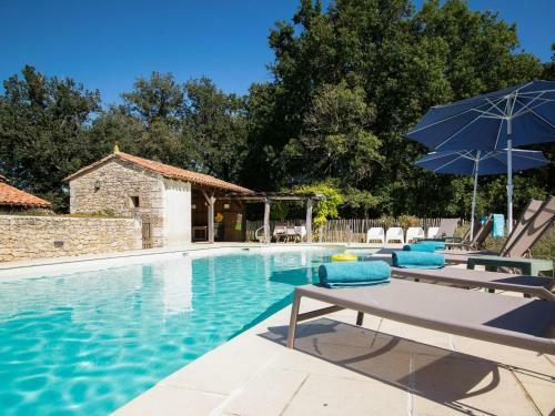 Le Grand Capard 24 Pers