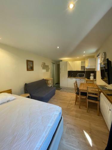 Apartamento Coquet Studio Au C?ur D?isola 2000
