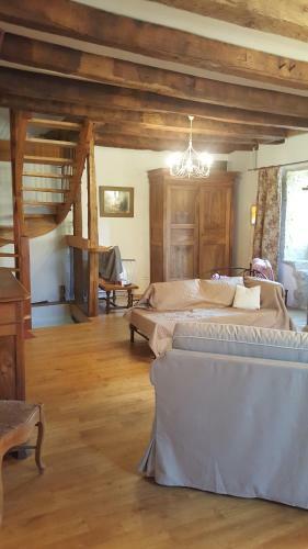 Gite De Souilhol