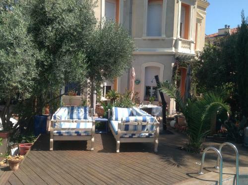Hostal A L'ombre Du Cedre