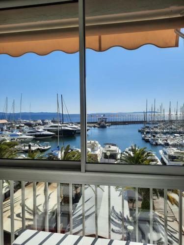 Apartamento Hy�res Port Face � La Mer Parking Priv�