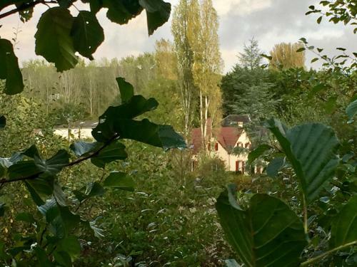 Maison Du Bord De L?�tang