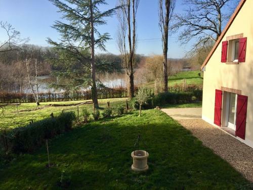 Maison Du Bord De L?�tang