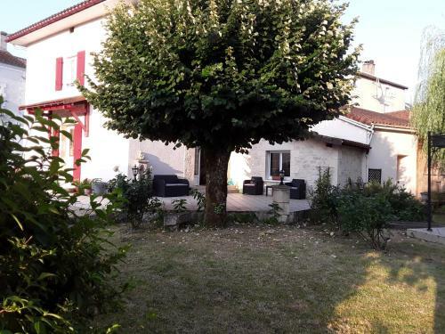 Bed & Breakfast Chez Domi Jardin Du Bourg