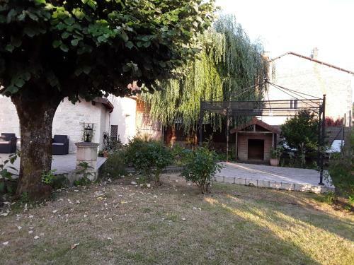 Bed & Breakfast Chez Domi Jardin Du Bourg