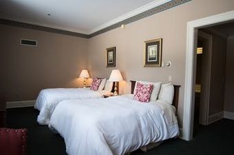 Hotel The Bertram Inn At Glenmoor