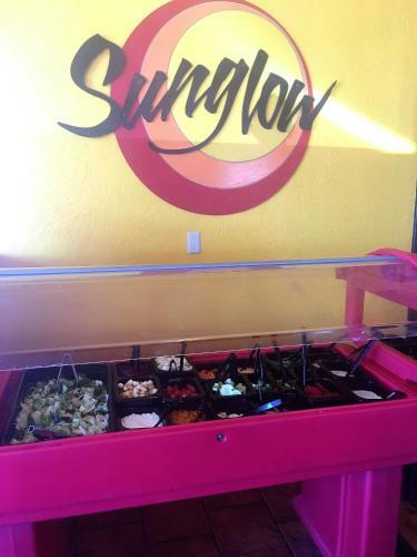 Sunglow Motel And Restaurant