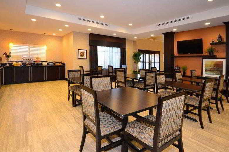Hotel Best Western Plus Lytle Inn & Suites