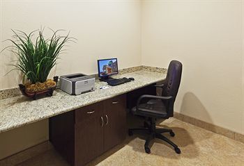 Hotel Holiday Inn Express & Suites Brady