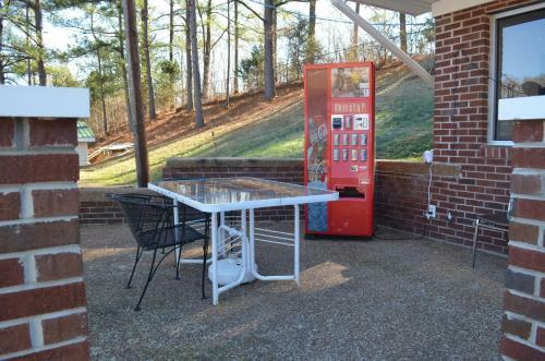 Motel Pinetree Inn