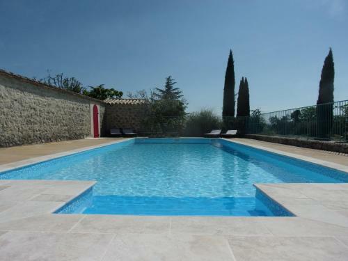 Apartamento Mas Ard�chois Le Pousta *** Piscine Chauff�e