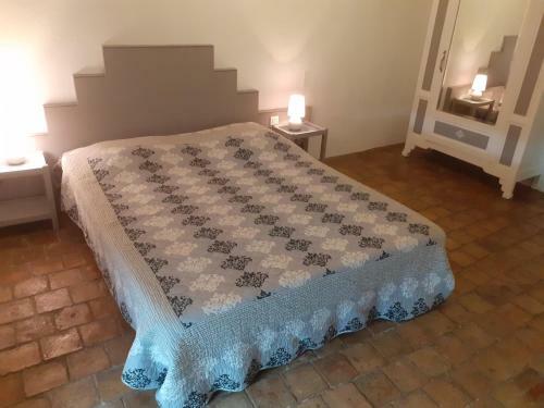 Apartamento Mas Ard�chois Le Pousta *** Piscine Chauff�e