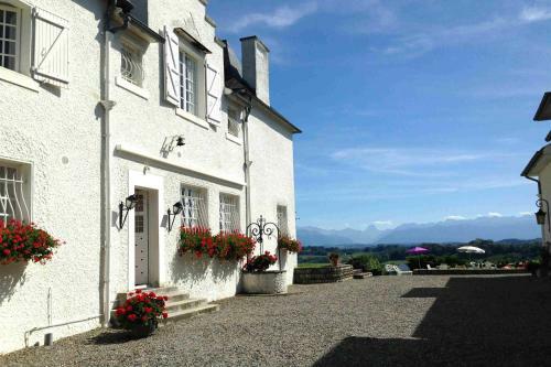 Clos Mirabel Manor - B&B