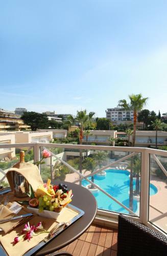 AC Hotel By Marriott Ambassadeur Antibes - Juan Les Pins